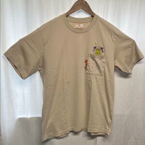 Uniqlo UT The Legend of Zelda Tears of the Kingdom T-Shirt Beige Korok Pocket L